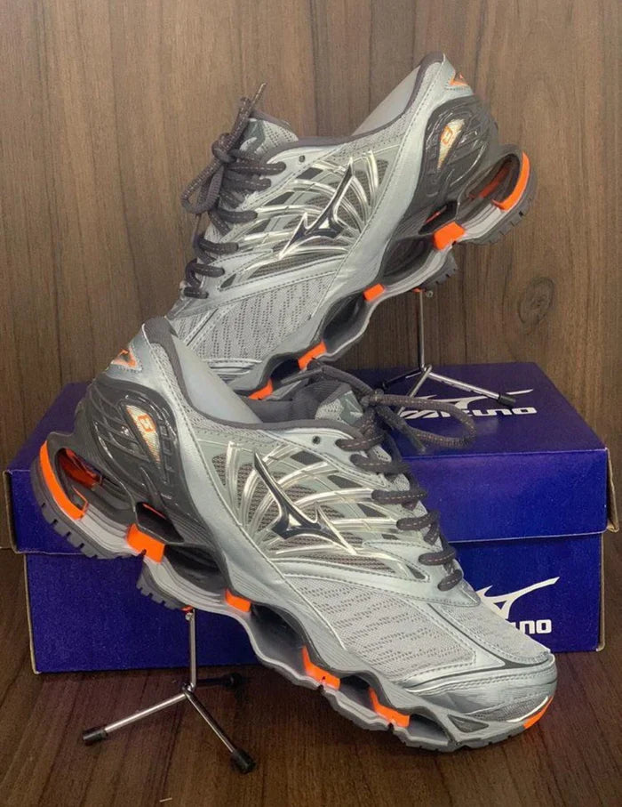 Mizuno Wave Prophecy 8